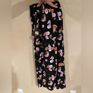 Plus sized floral skirt